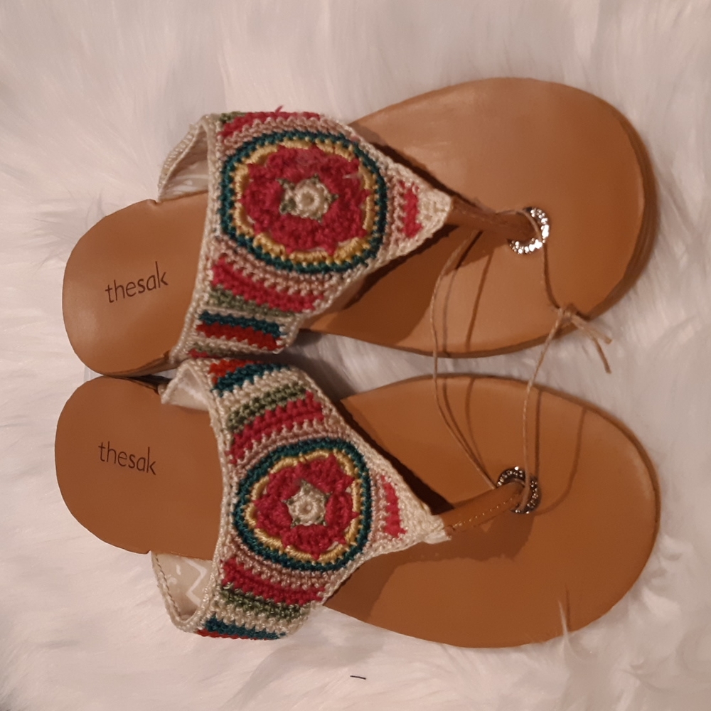 The Sak Shana Seashore Strip in Sizes 8 & 9